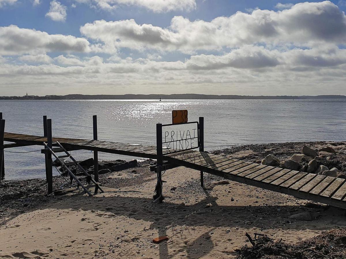 2 Person Holiday Home In Gr Sten Gråsten エクステリア 写真