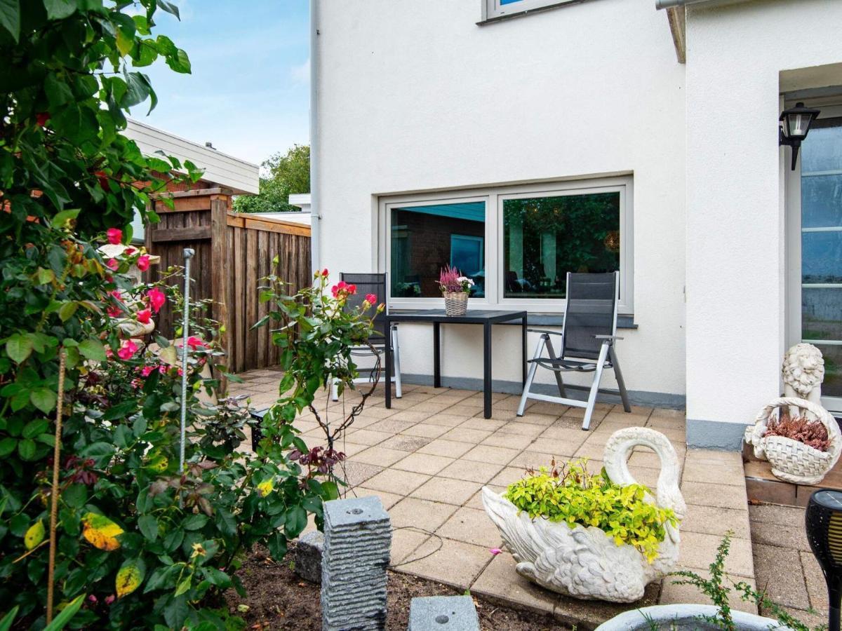2 Person Holiday Home In Gr Sten Gråsten エクステリア 写真