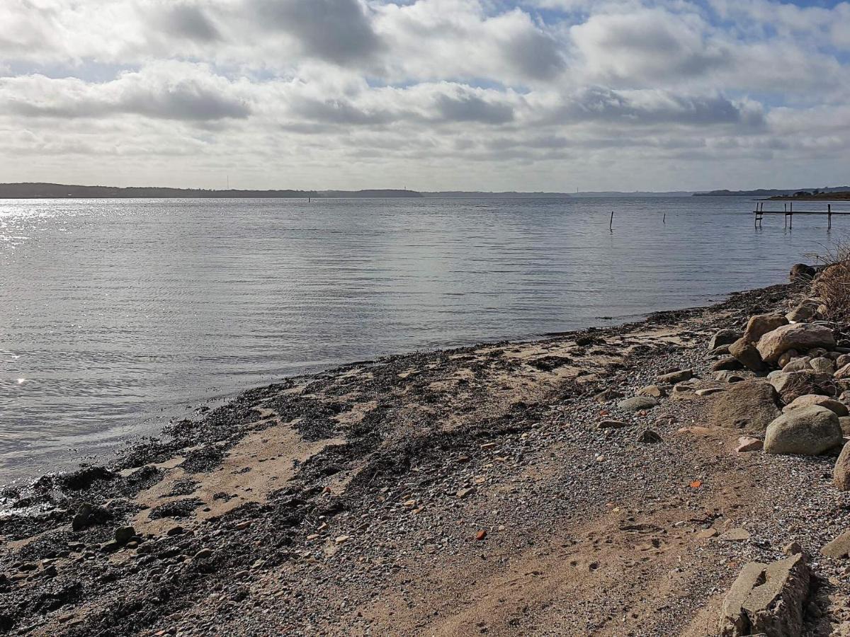 2 Person Holiday Home In Gr Sten Gråsten エクステリア 写真